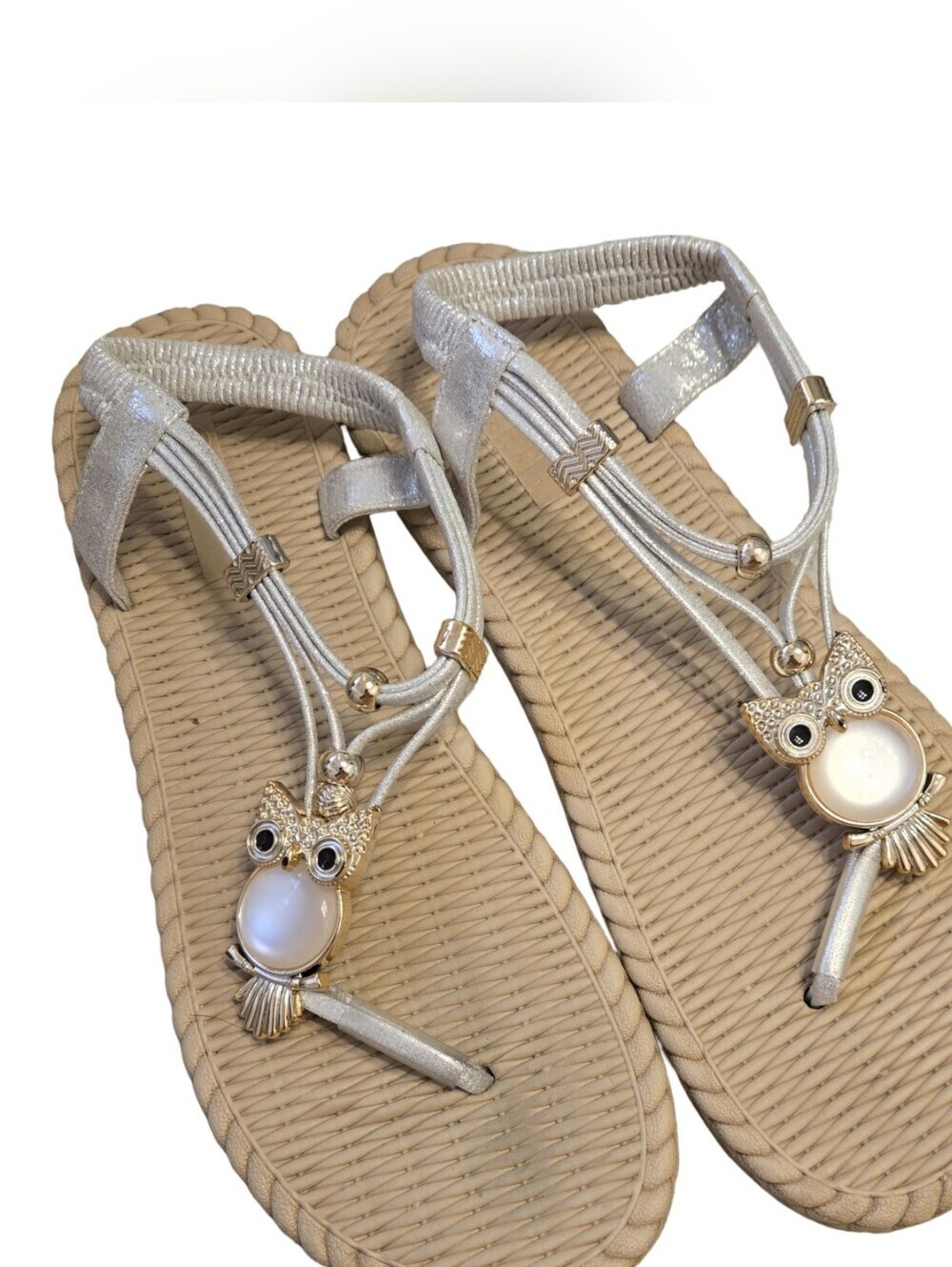Sandals Pearl Owl T-Strap Sandals in Silver